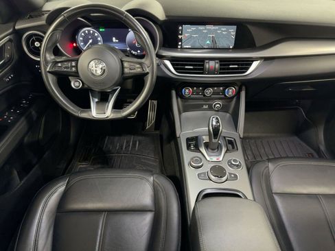 Used 2024 Alfa Romeo Stelvio Ti image 27