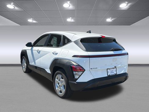 Used 2026 Hyundai Kona SE FWD image 7