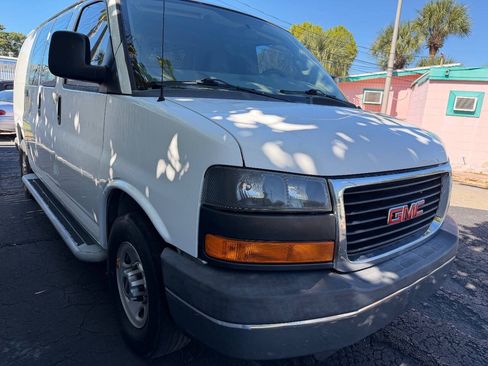 Used 2016 GMC Savana 2500 RWD image 15