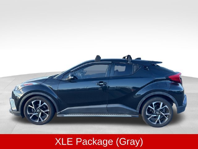 Used 2019 Toyota C-HR XLE FWD image 3