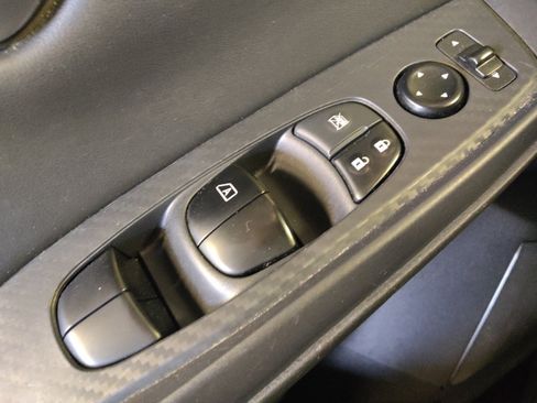 Used 2023 Nissan Sentra SV FWD image 27