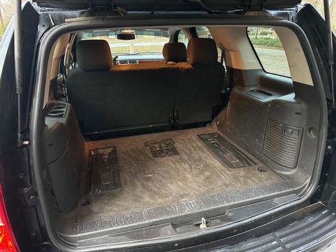 Used 2011 Chevrolet Tahoe LS w/ Convenience Package image 12