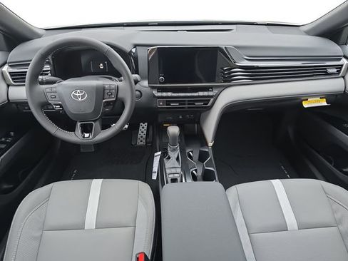New 2026 Toyota Camry SE image 9