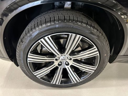 Certified 2023 Volvo XC90 B6 Ultimate w/ Protection Package Premier AWD/4WD image 8