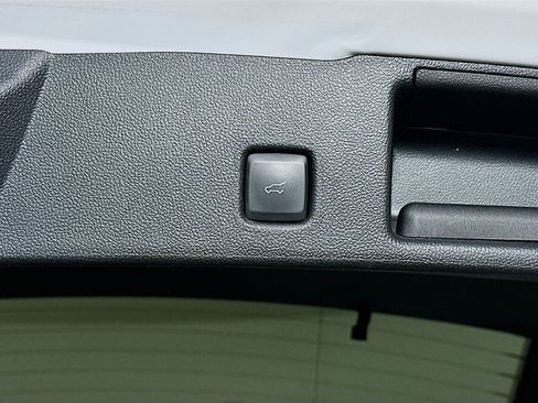Used 2023 Ford Escape ST-Line FWD image 28