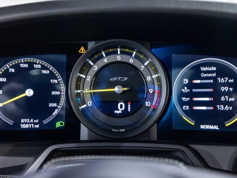 Used 2022 Porsche 911 GT3 image 39