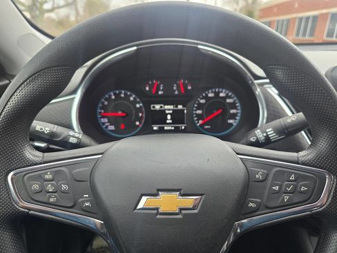 Used 2020 Chevrolet Malibu LT image 18