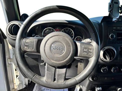 Used 2012 Jeep Wrangler Sport AWD/4WD image 12