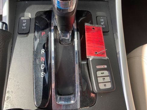Used 2014 Honda Accord EX-L image 32