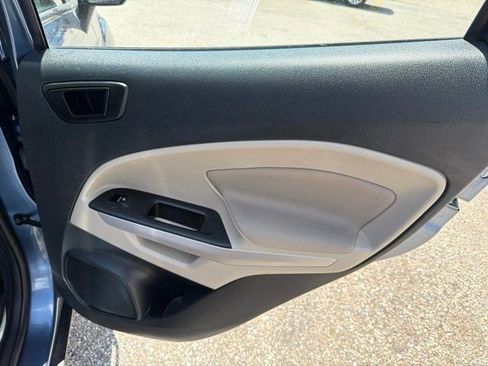 Used 2021 Ford EcoSport S AWD/4WD image 17