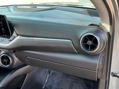 Used 2025 Chevrolet Blazer LT image 14