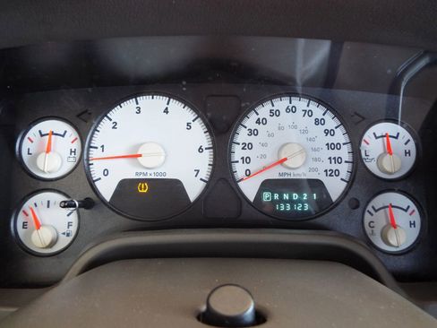 Used 2008 Dodge Ram 1500 Truck SLT w/ Trailer Tow Group image 13