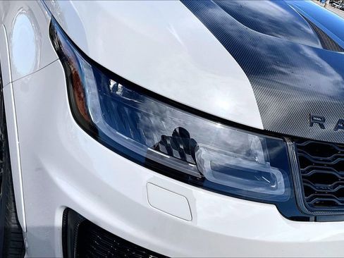 Used 2022 Land Rover Range Rover Sport SVR image 30