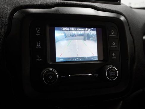 Certified 2020 Jeep Renegade Sport image 24