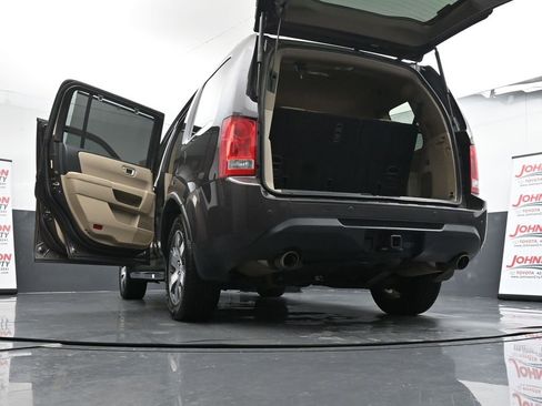 Used 2014 Honda Pilot Touring image 54