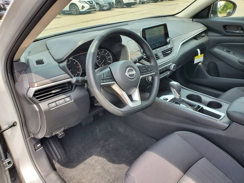 New 2026 Nissan Altima 2.5 SV FWD image 16