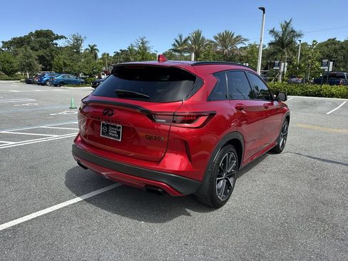 Used 2023 INFINITI QX50 Sport FWD image 3