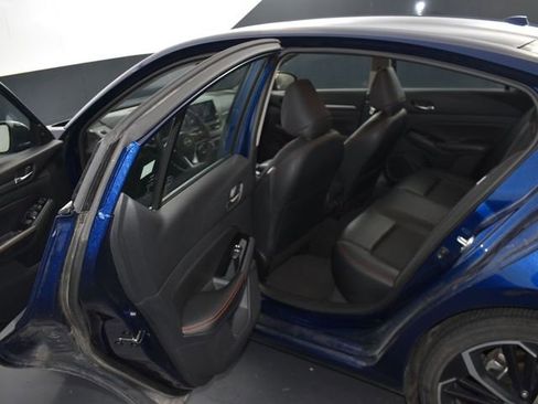 Used 2023 Nissan Altima 2.5 SR image 29