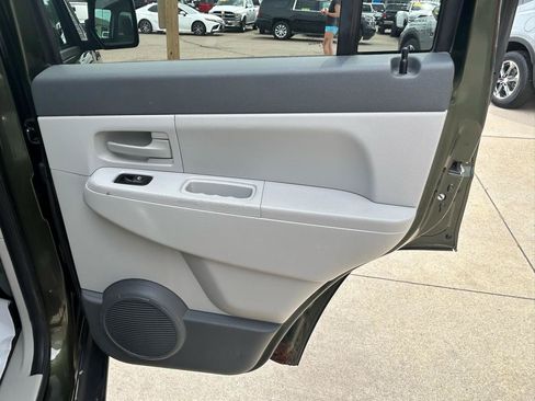 Used 2008 Jeep Liberty Sport w/ North Edition Group AWD/4WD image 15