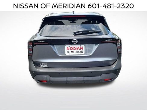 New 2026 Nissan Kicks SV FWD image 4