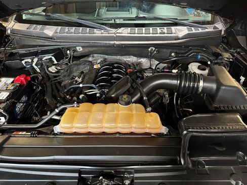 Used 2018 Ford F150 XLT w/ Equipment Group 302A Luxury image 27