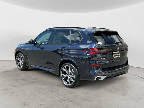 New 2026 BMW X5 xDrive50e w/ M Sport Package AWD/4WD image 5