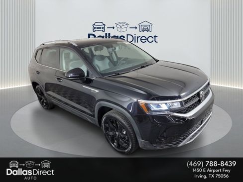 Used 2022 Volkswagen Taos SE image 1