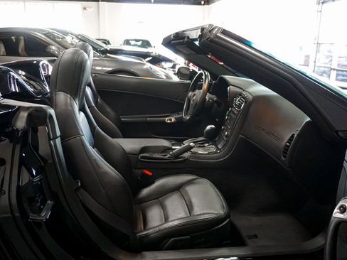 Used 2011 Chevrolet Corvette Grand Sport w/ Preferred Equipment Group image 38