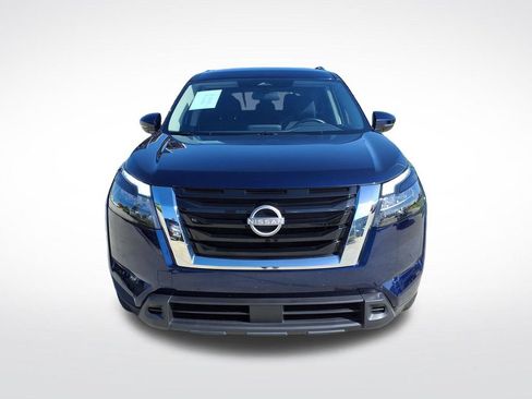 Used 2025 Nissan Pathfinder SV AWD/4WD image 2
