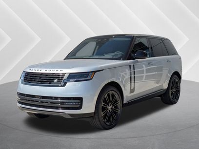 New 2025 Land Rover Range Rover SE
