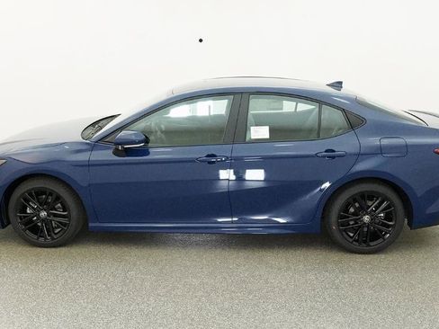 New 2026 Toyota Camry SE FWD image 6