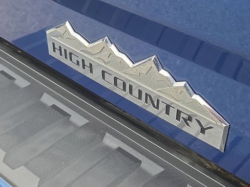 Used 2016 Chevrolet Silverado 1500 High Country image 8