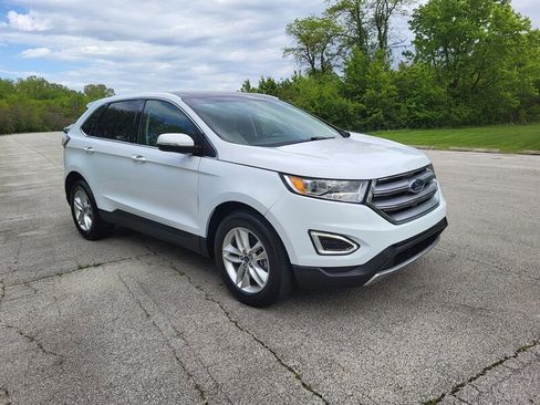 Used 2016 Ford Edge SEL w/ Equipment Group 201A AWD/4WD image 9