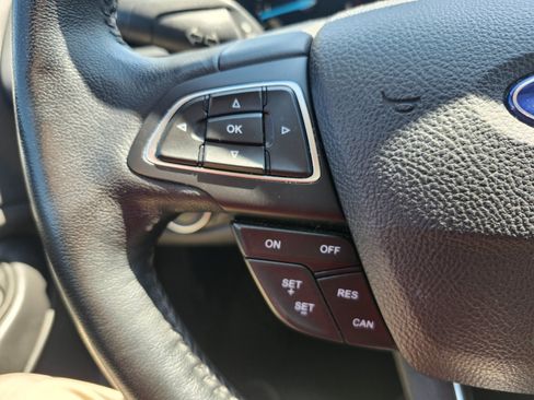 Used 2019 Ford Escape SEL AWD/4WD image 15