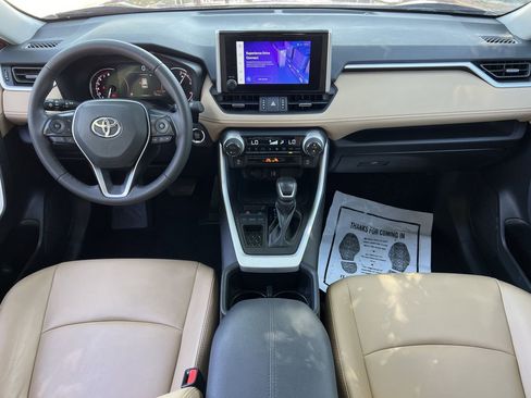 Used 2025 Toyota RAV4 XLE Premium FWD image 8