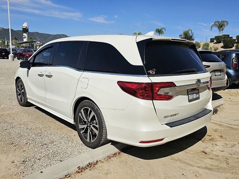 Used 2018 Honda Odyssey Elite image 12