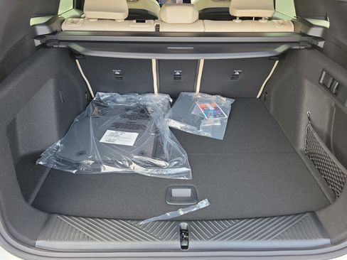 New 2026 BMW X3 xDrive30i w/ Premium Package AWD/4WD image 6