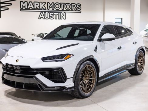 Used 2023 Lamborghini Urus Performante image 12