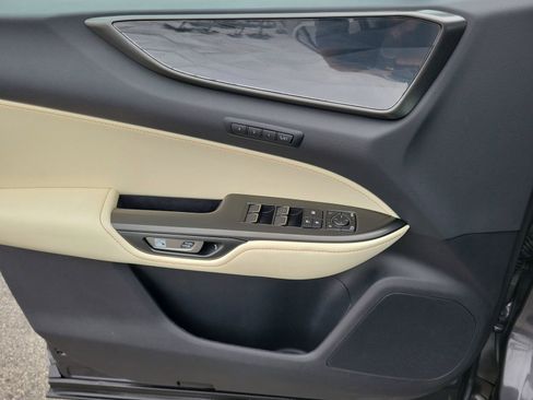 Used 2024 Lexus NX 250 FWD image 26