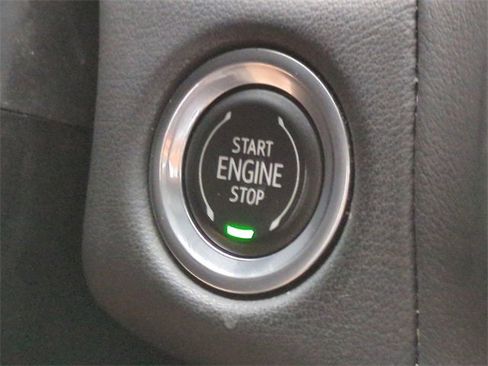 Certified 2021 Chevrolet Tahoe Z71 w/ Luxury Package image 36