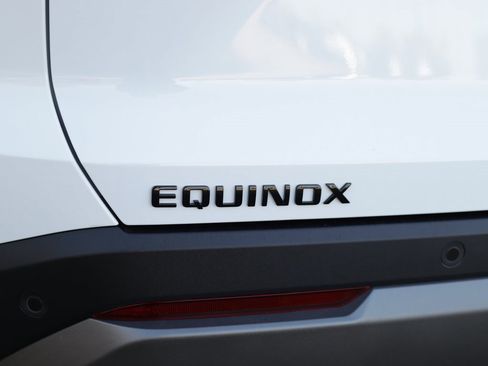 New 2026 Chevrolet Equinox LT w/ Convenience Package II image 36