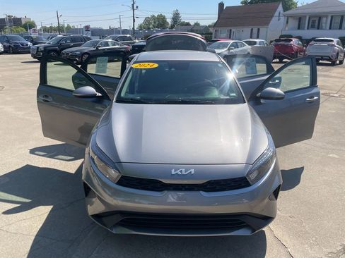 Used 2024 Kia Forte LXS FWD image 30