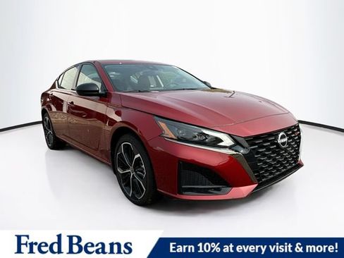 New 2025 Nissan Altima 2.5 SR AWD/4WD image 1