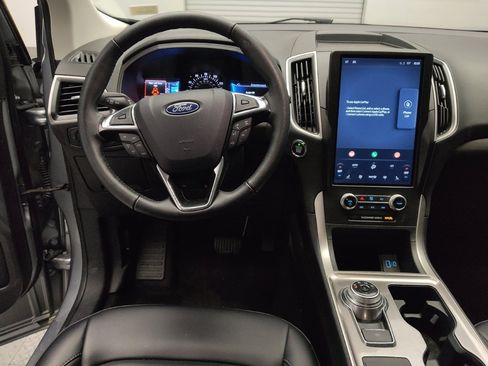 Used 2024 Ford Edge SEL image 22