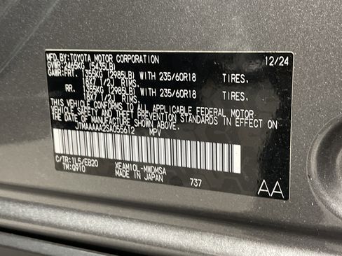 Used 2025 Toyota bZ4X XLE image 36