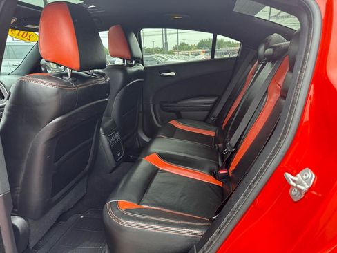 Used 2019 Dodge Charger SXT w/ Blacktop Package RWD image 13