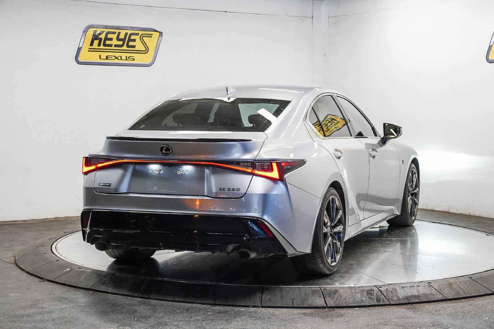 Used 2021 Lexus IS 350 F Sport w/ Navigation Package RWD image 11