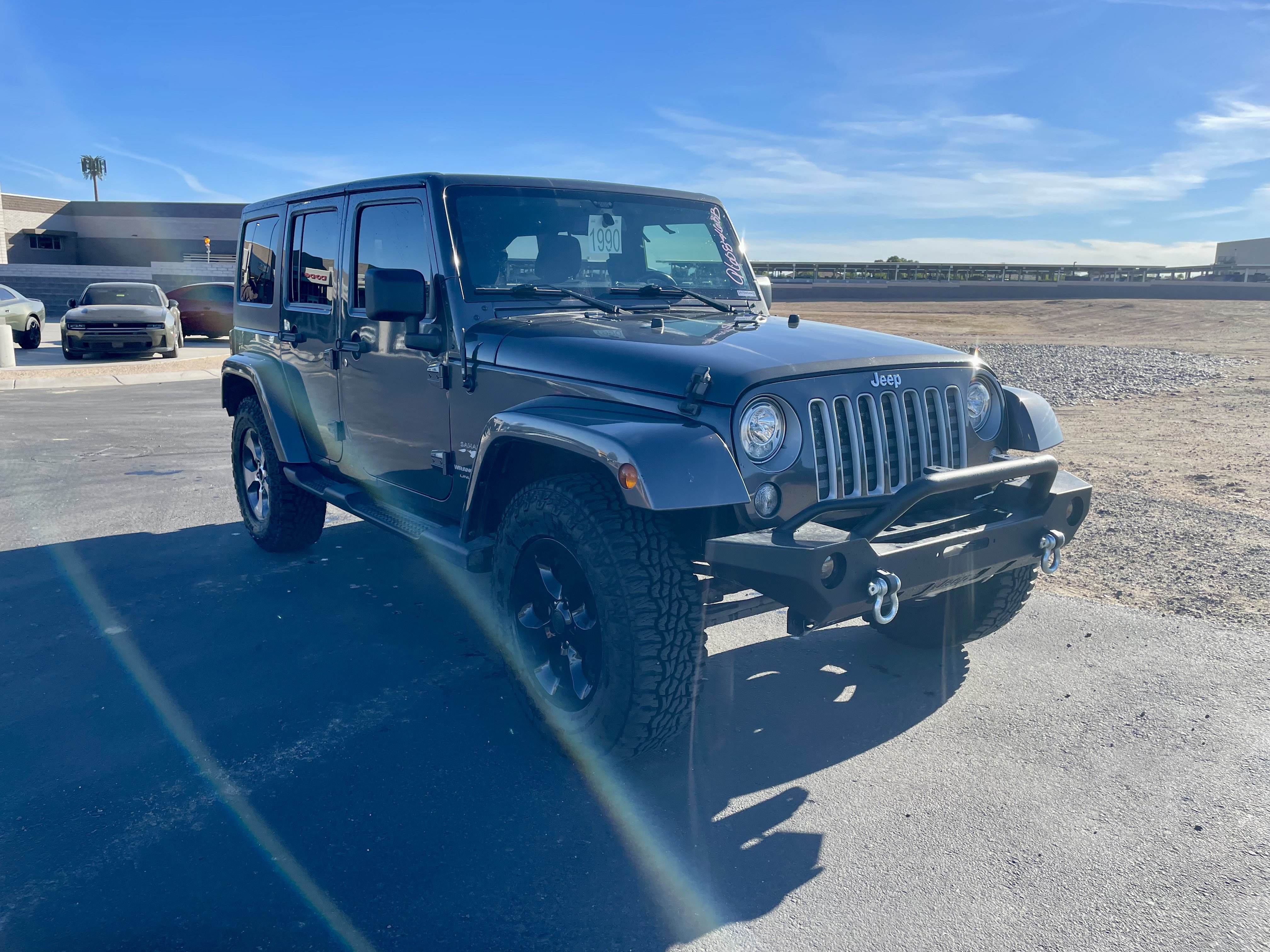 Used 2018 Jeep Wrangler Unlimited Sahara w/ Connectivity Group AWD/4WD image 7