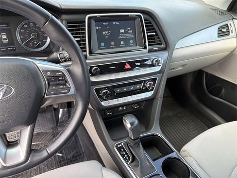 Used 2018 Hyundai Sonata SEL image 27