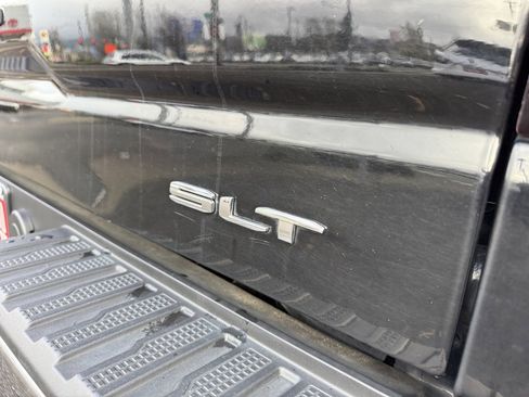 Used 2019 GMC Sierra 1500 SLT w/ SLT Premium Plus Package image 9